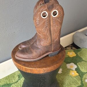 Ariat Women's Brown Heeled Boots NWOT, Size 6